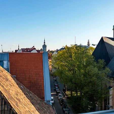 Old Town - Unique Tower Apartment Tallinn Buitenkant foto