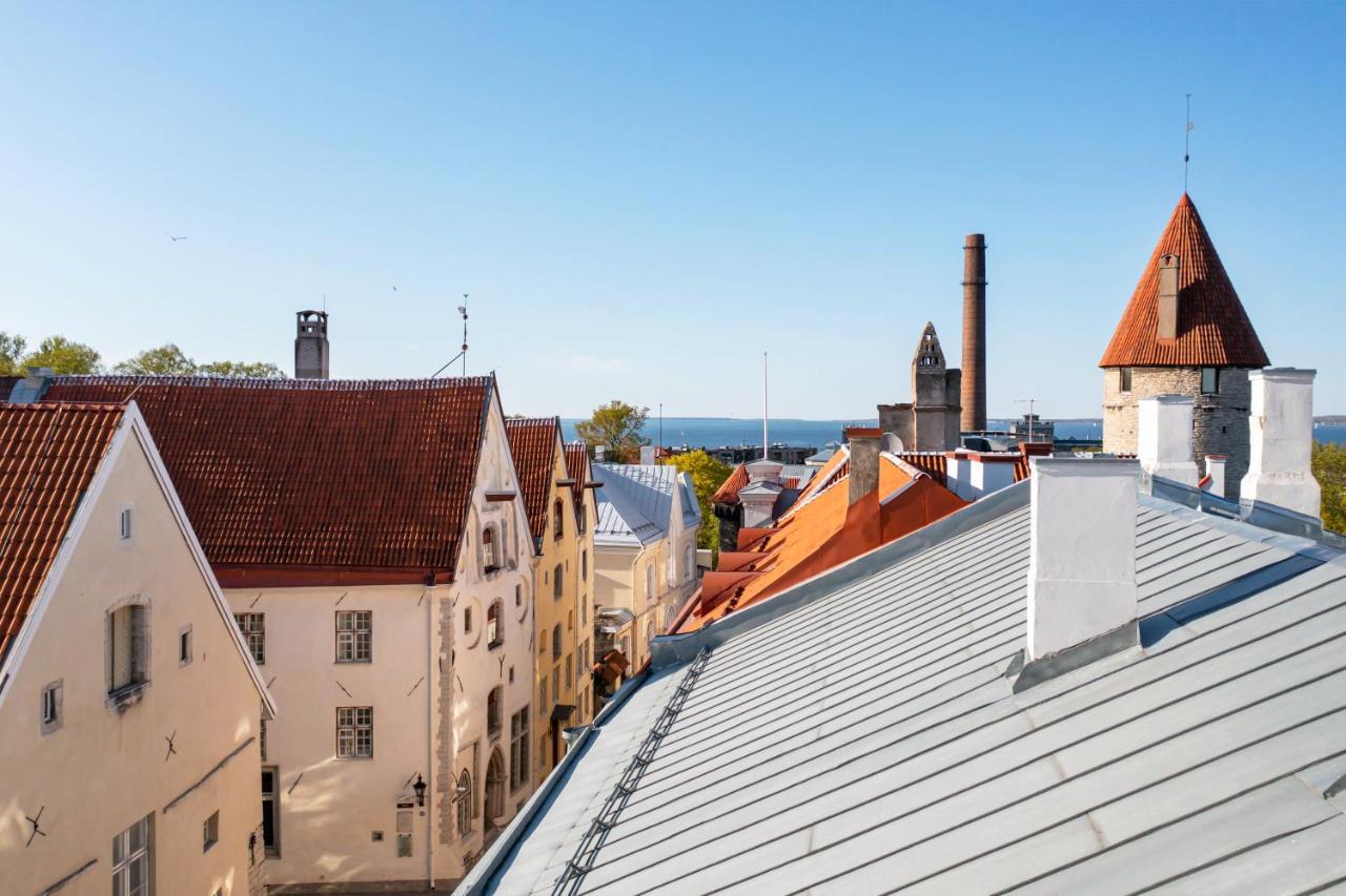 Old Town - Unique Tower Apartment Tallinn Buitenkant foto